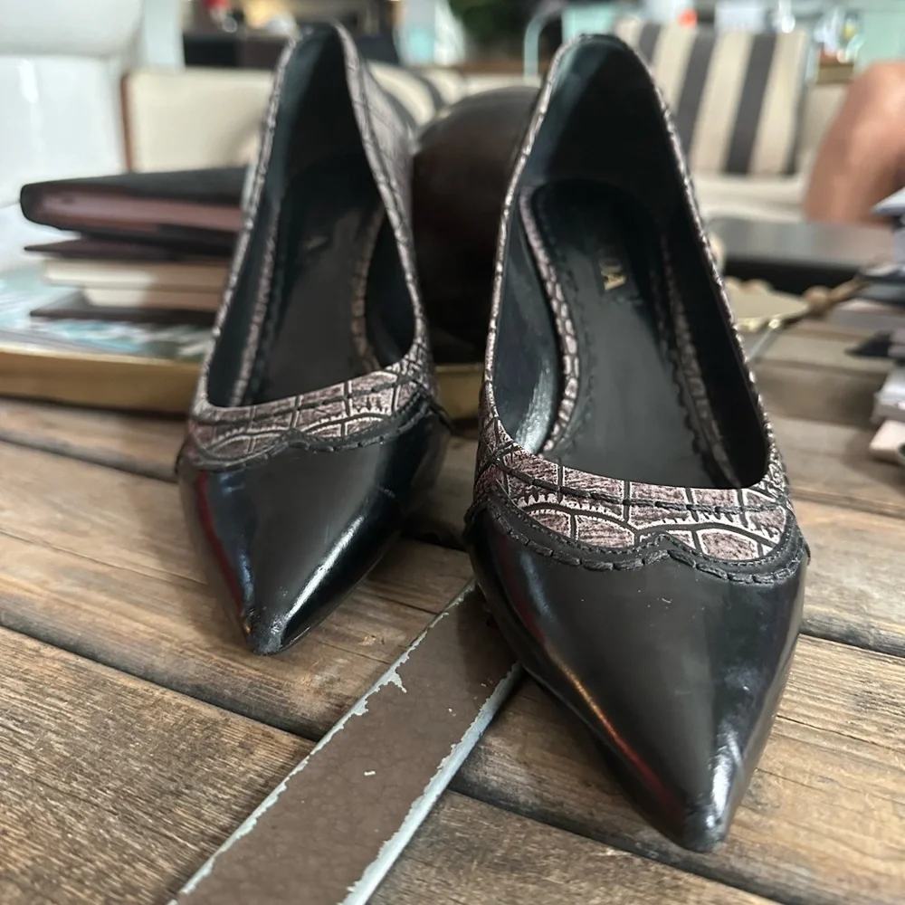 Prada two tone kitten heel - Picture 5 of 12